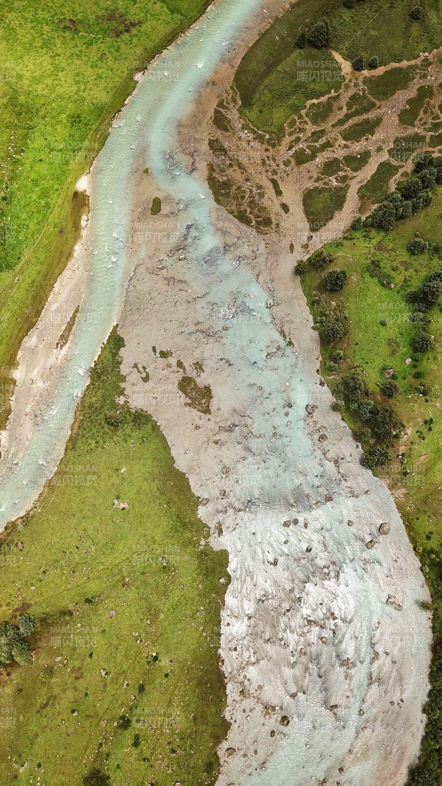 四川新路海的风景图片