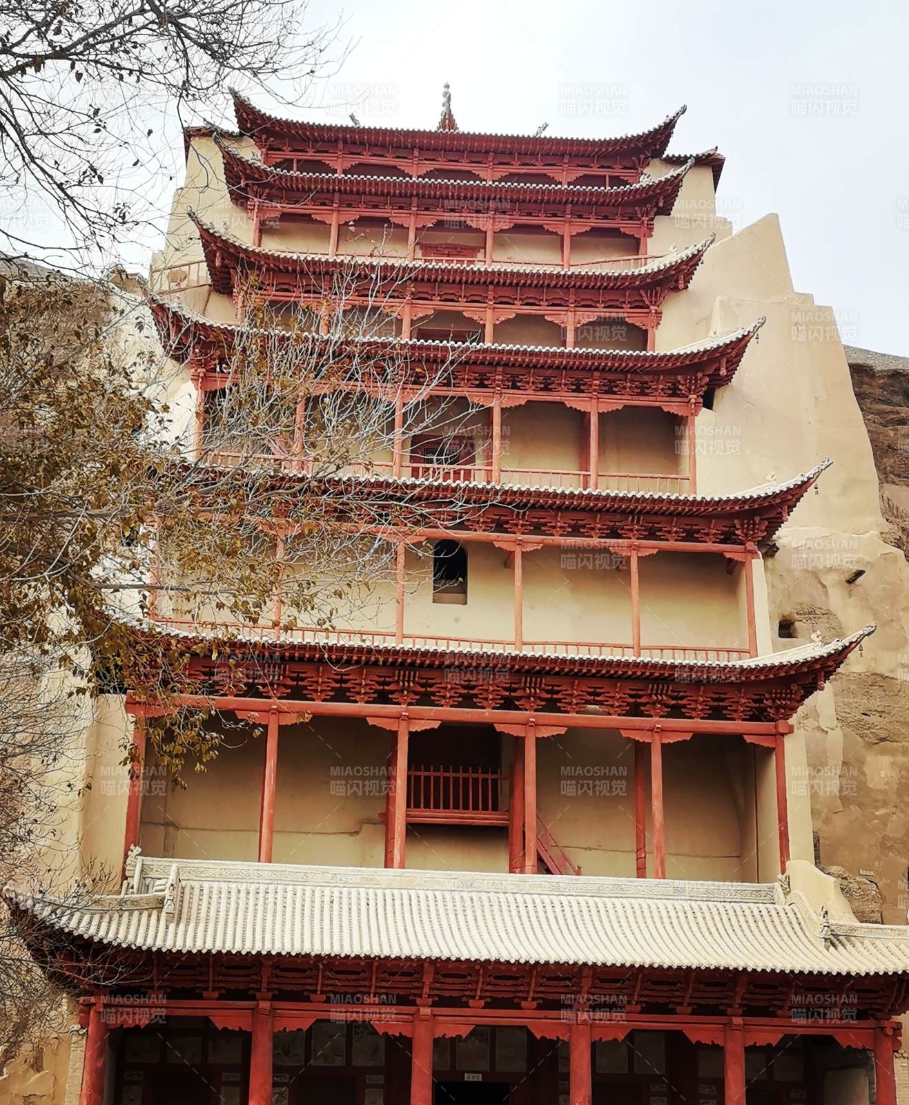 敦煌莫高窟九层楼图片