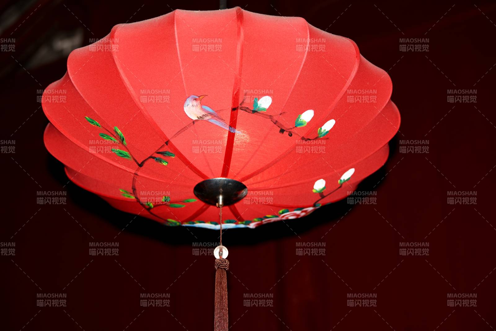 红灯笼绘鸟枝图片