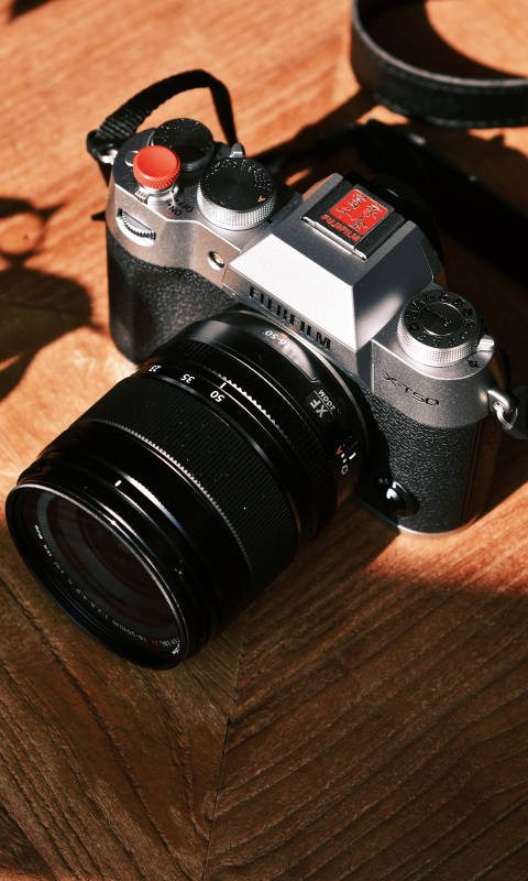 富士XT50 银色 相机特写图片