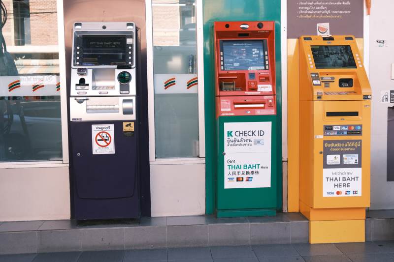 泰国街头的ATM 自动取款机图片