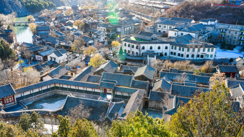 北京古北水镇古村落俯瞰图图片