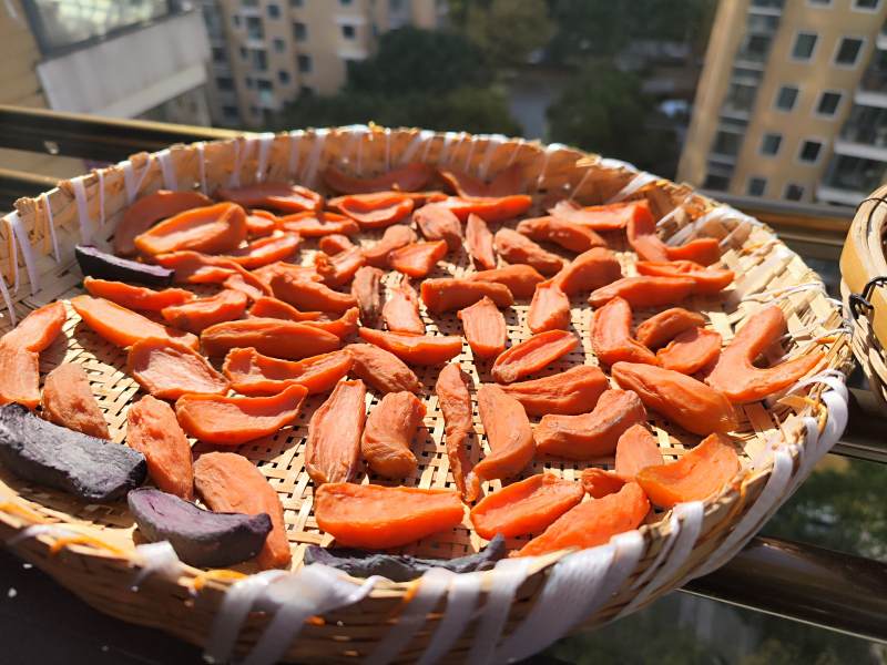 晒地瓜干番薯干图片