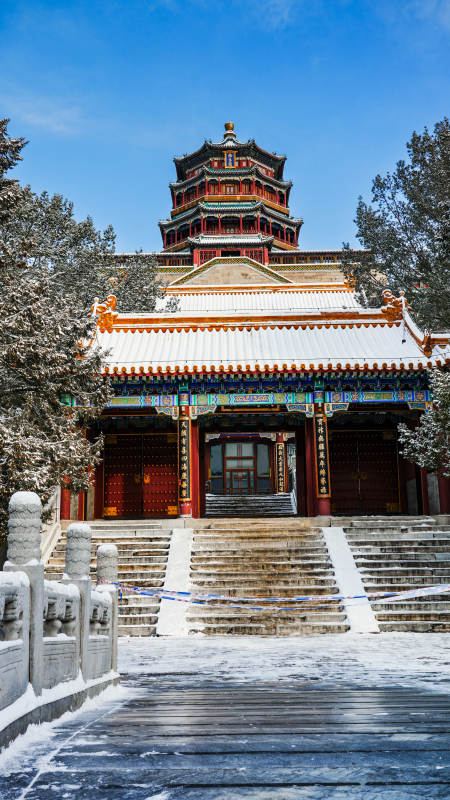 颐和园雪后佛香阁图片