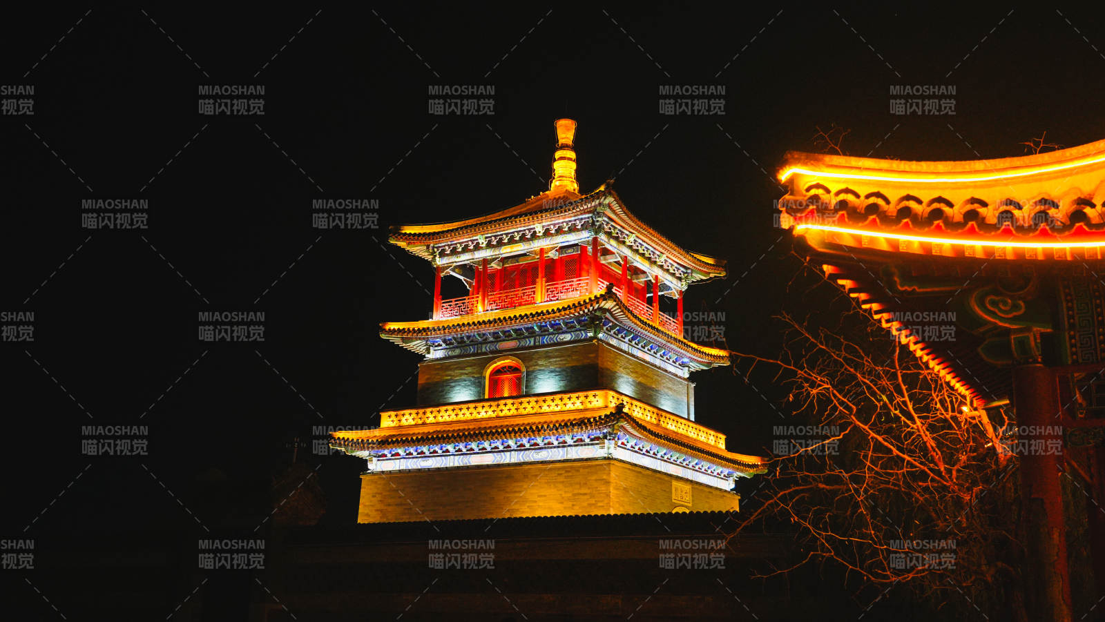 廊坊霸州胜芳古镇夜色中的古塔灯火图片