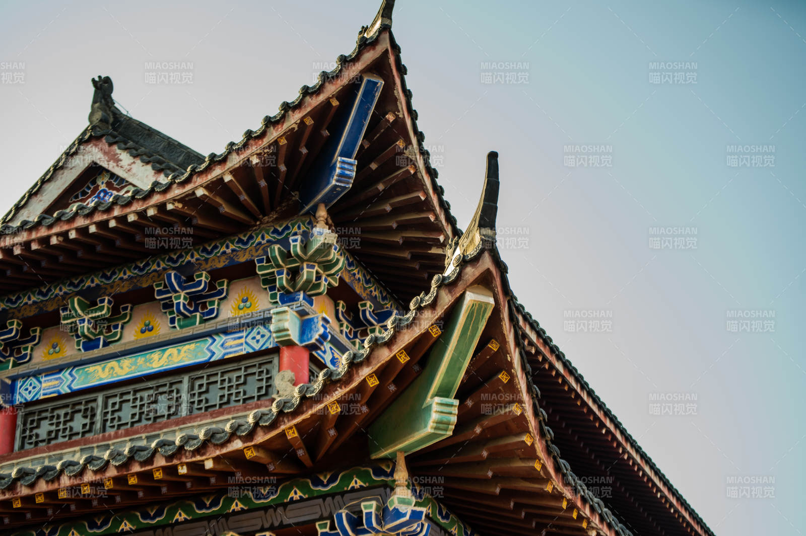 道观—飞檐翘角图片