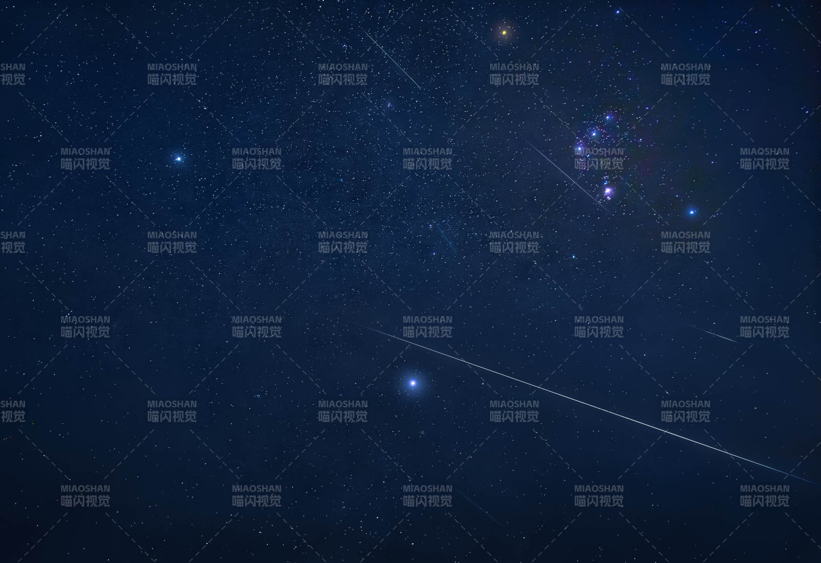 星空流星划过夜空图片