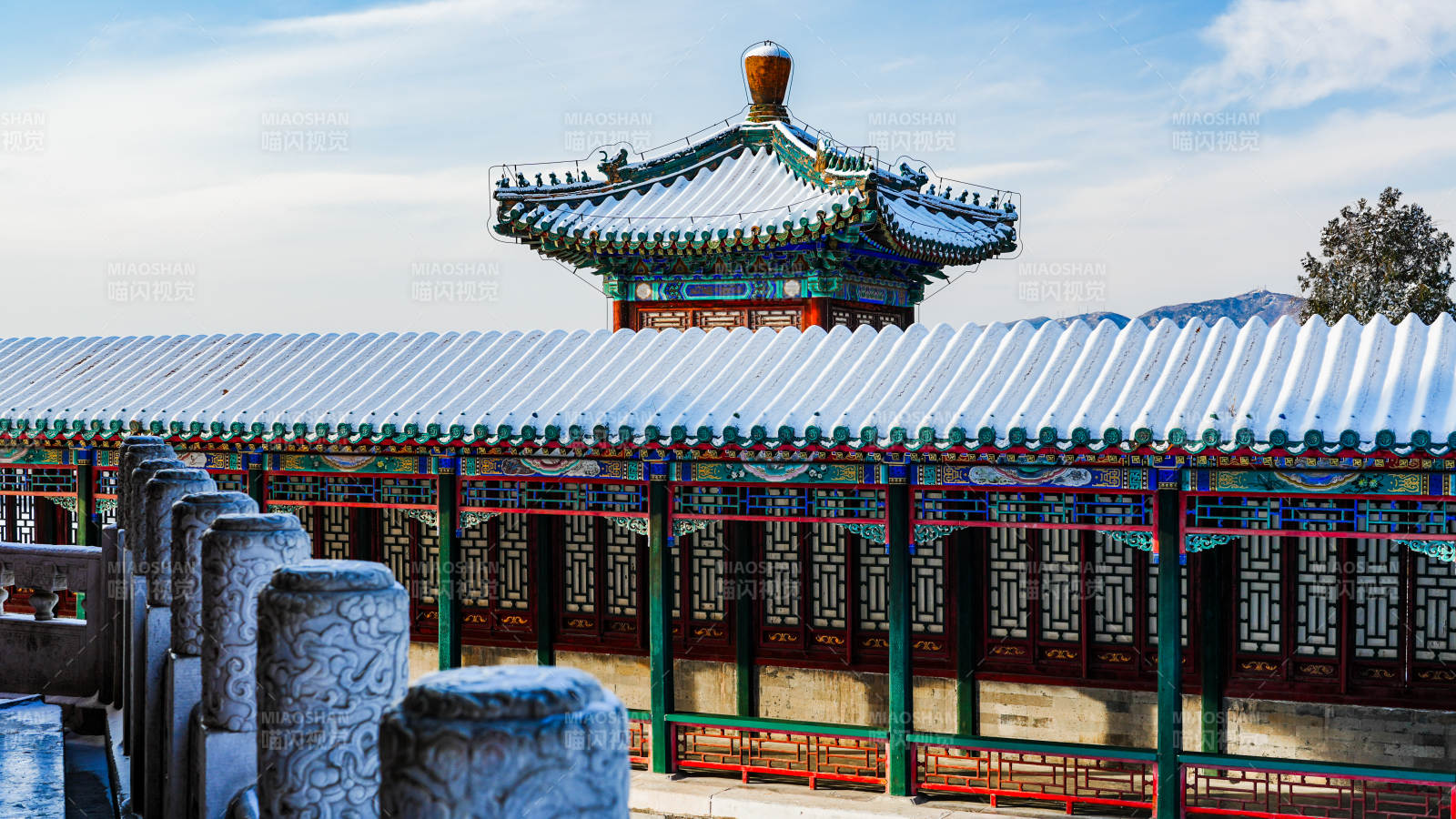 颐和园佛香阁古建筑长廊美景图片