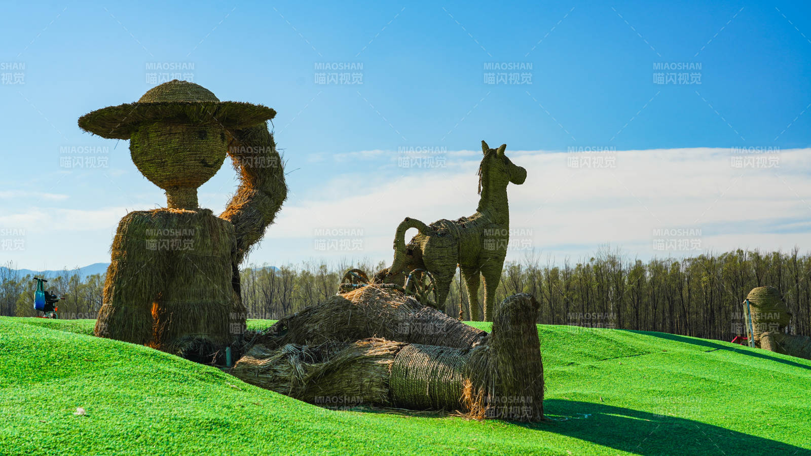 稻香花海草雕艺术展图片