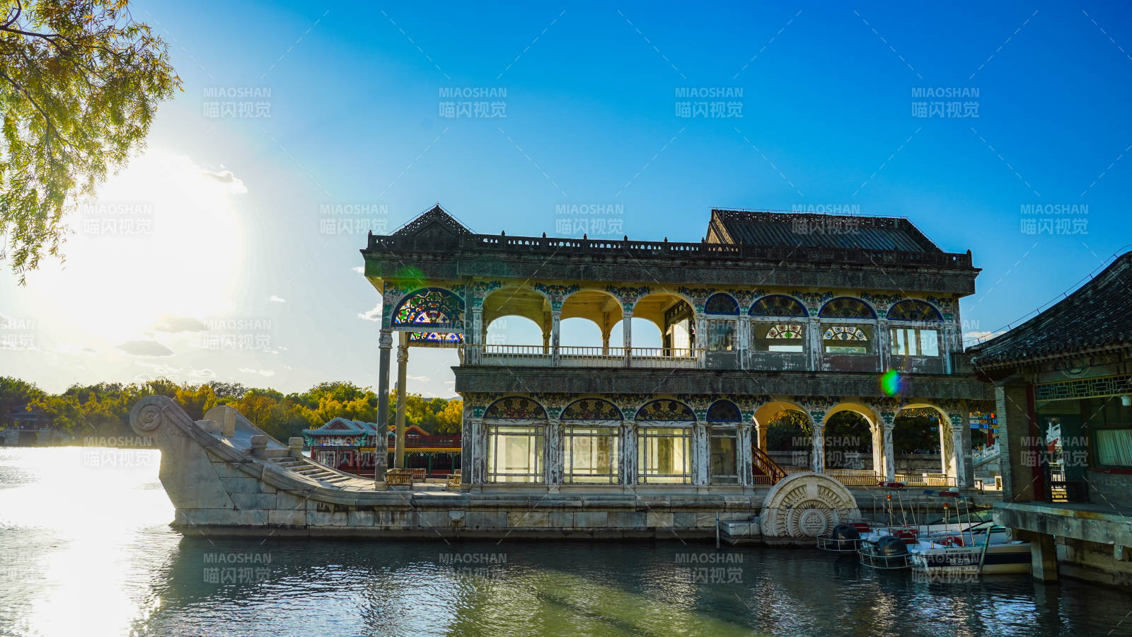 颐和园石坊风光图片