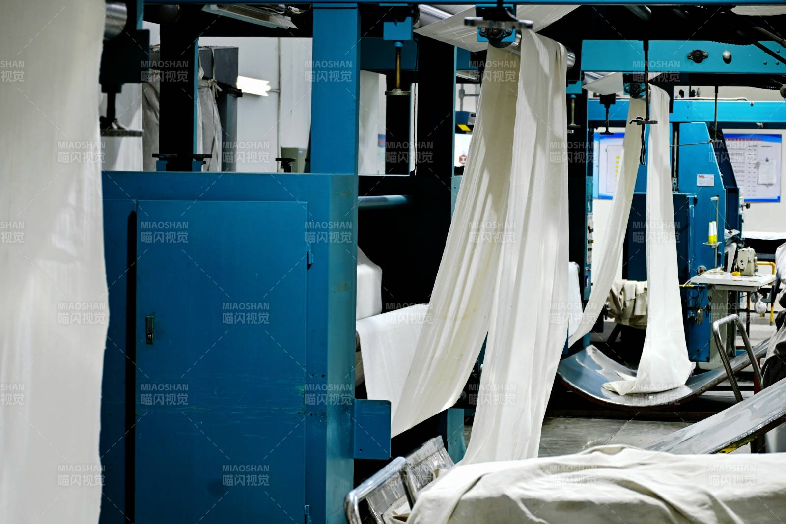 浙江凌龙高端羊绒织品车间图片