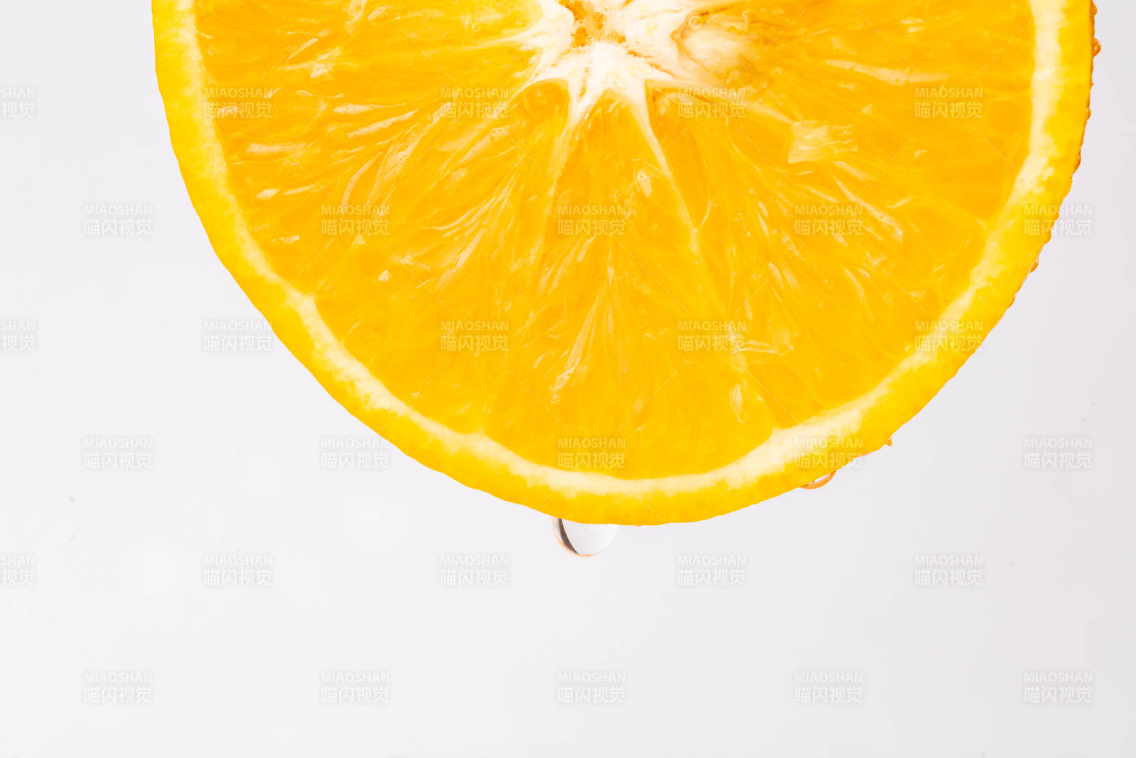橙子切片滴汁图片