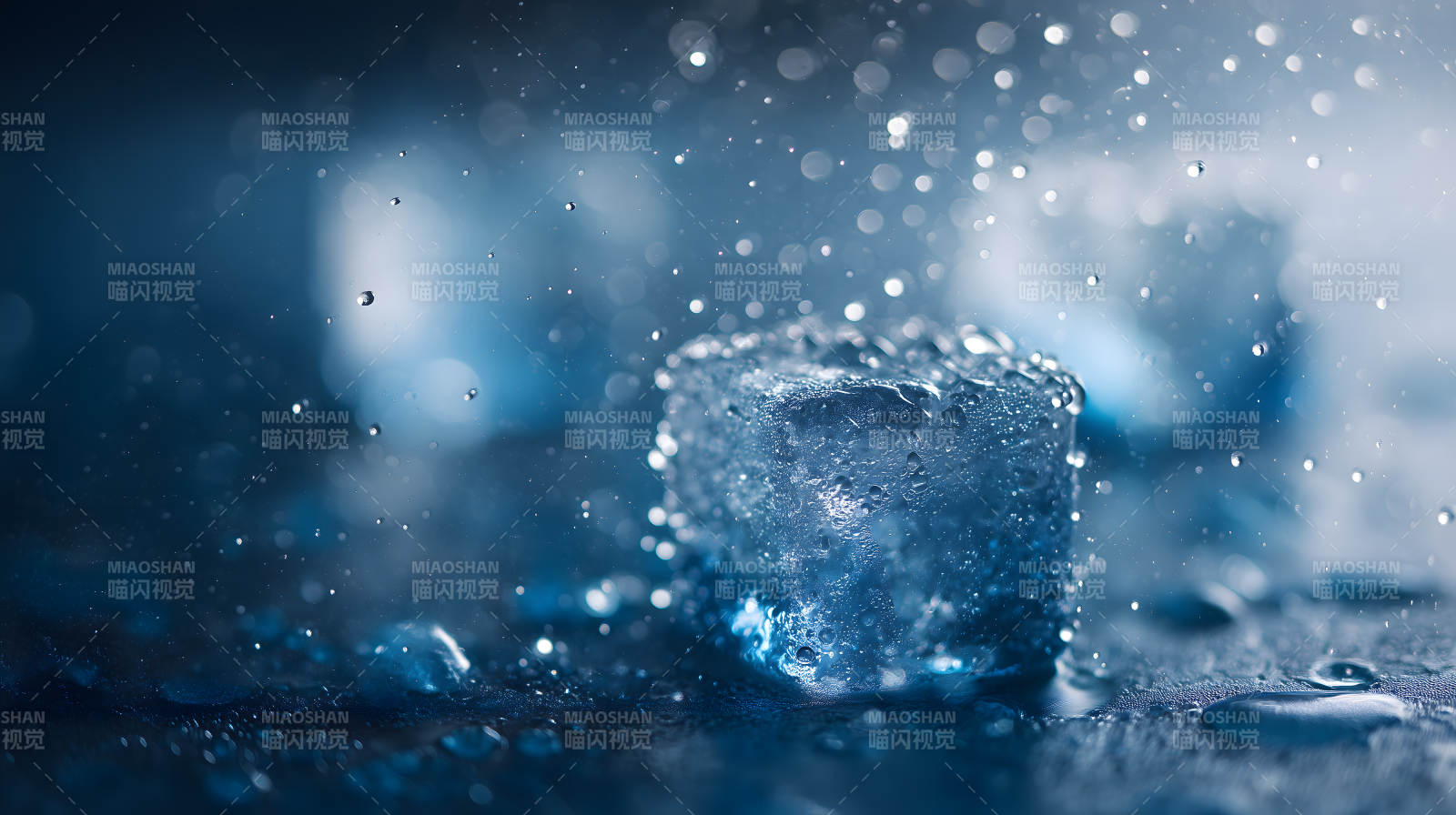 冰块特写晶莹剔透图片