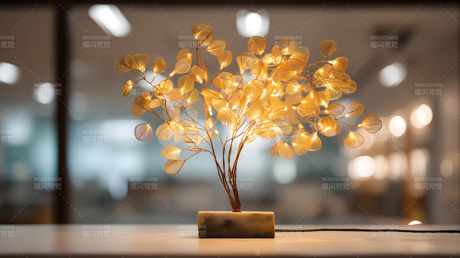 发光树枝灯饰图片