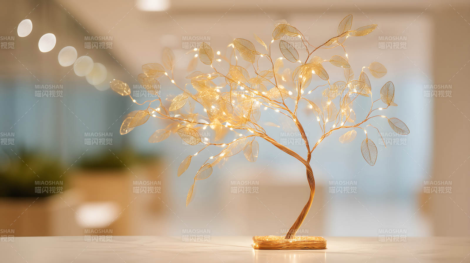 发光树灯饰装饰品图片