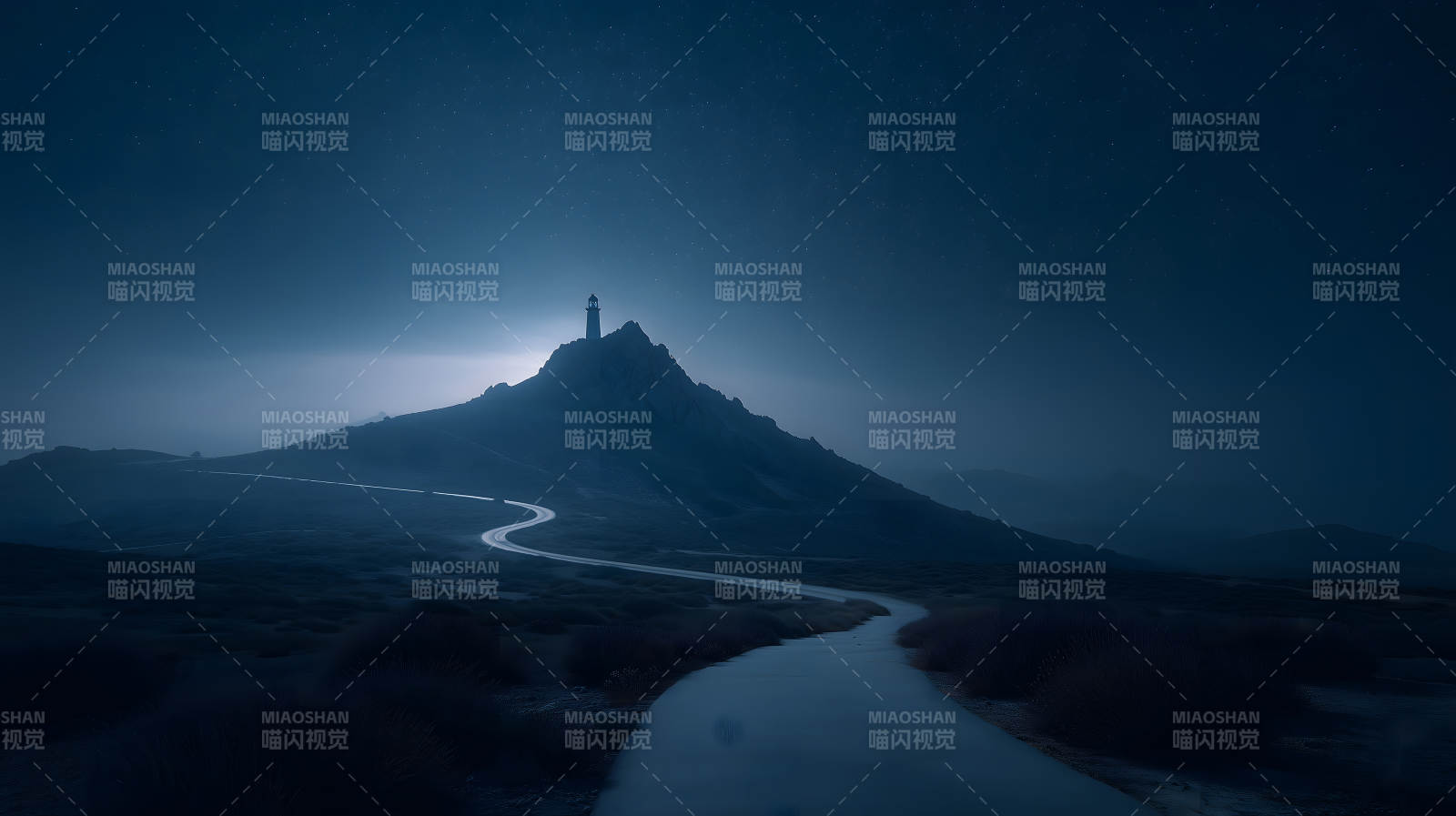 夜晚灯塔山路景色图片