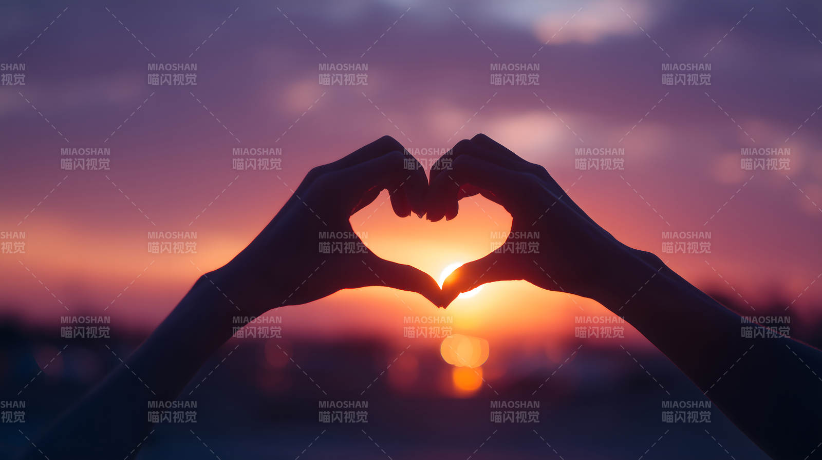 手影爱心夕阳剪影图片