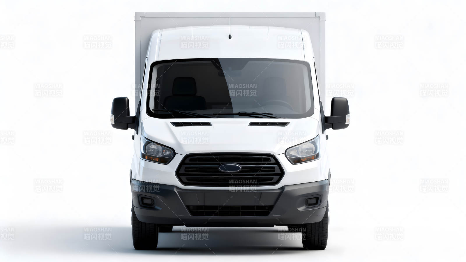 白色厢式货车正面特写图片