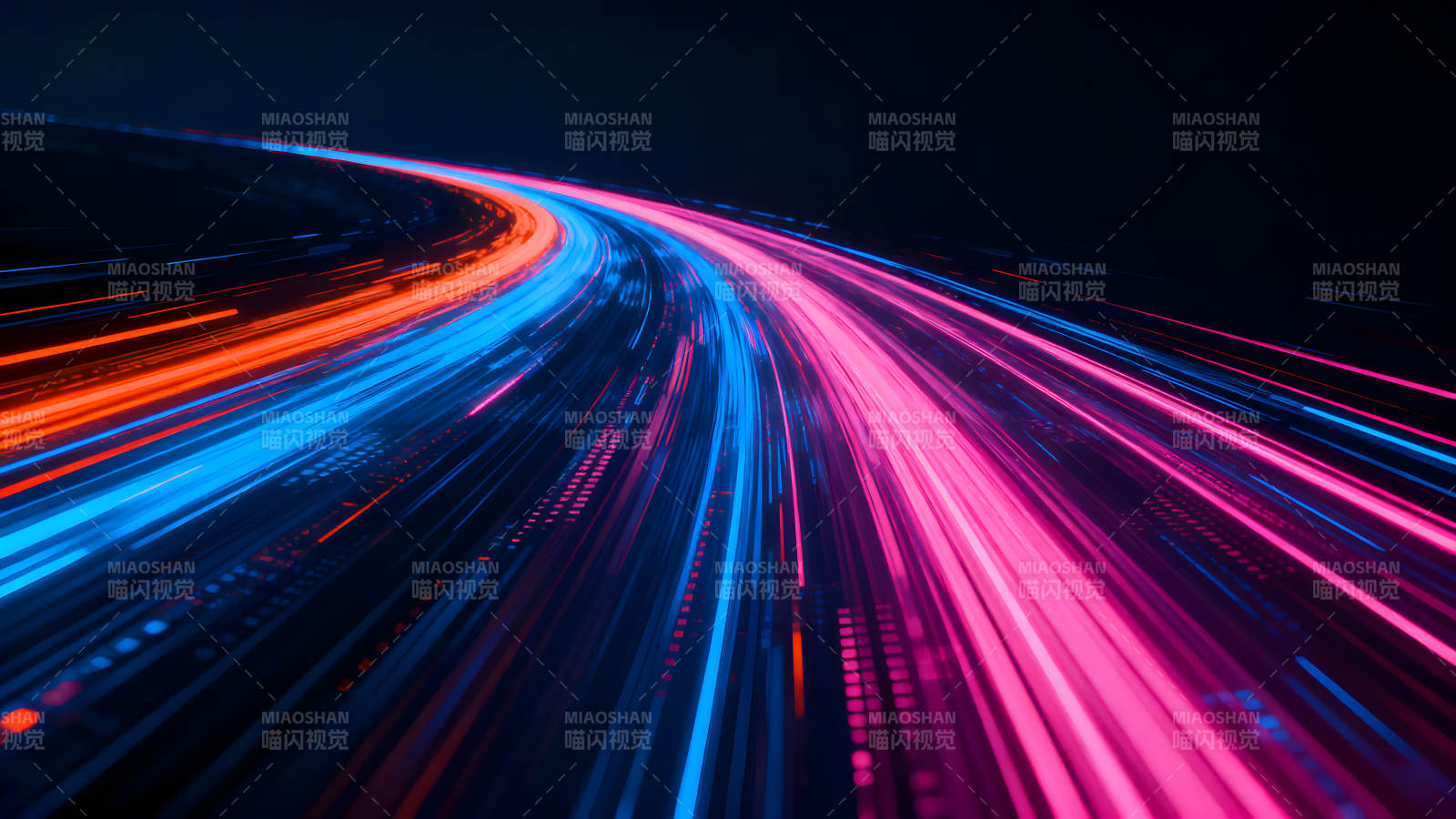 炫彩光线轨迹在夜空中蜿蜒图片