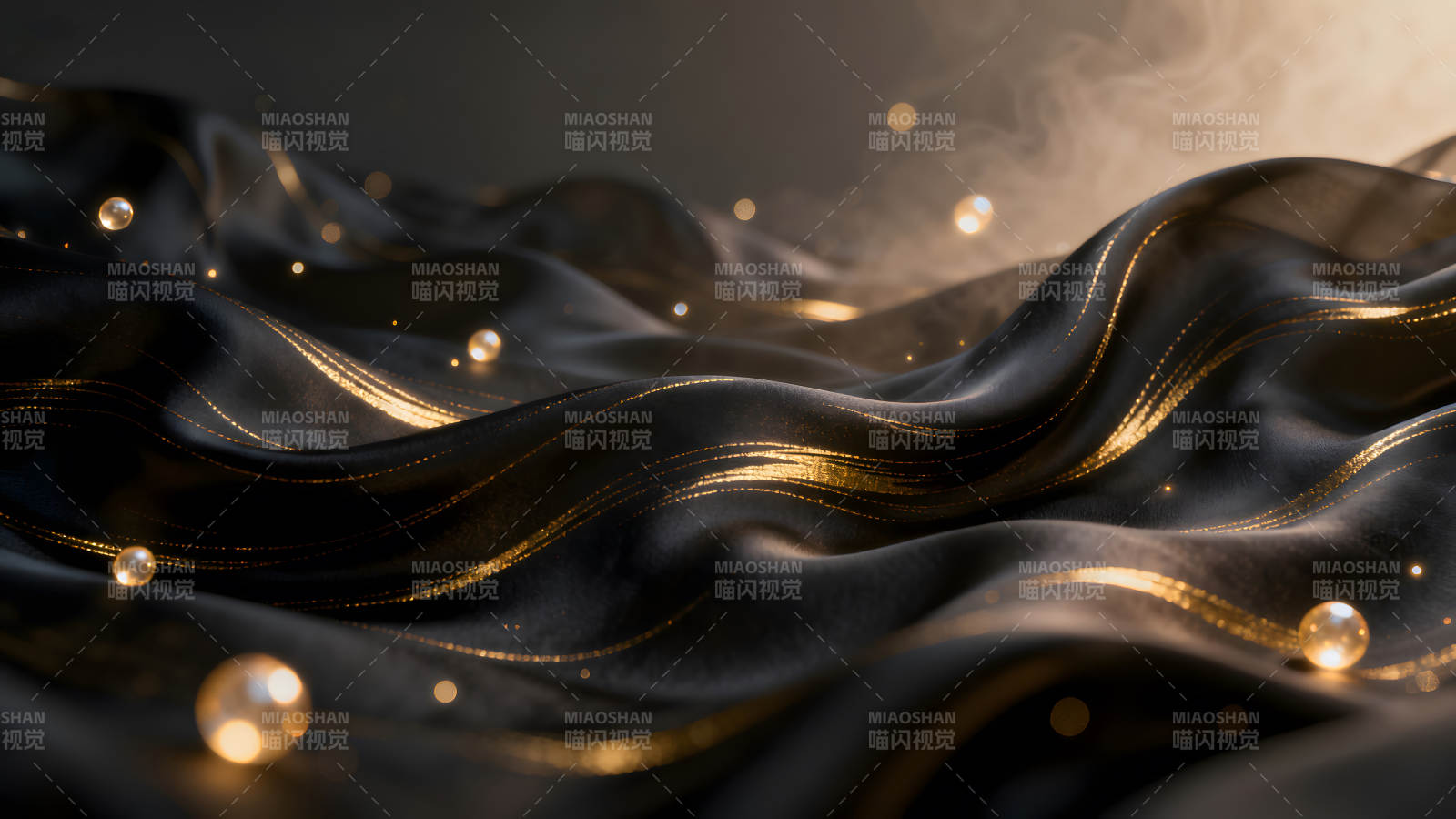 黑色丝绸与金色光点交织图片