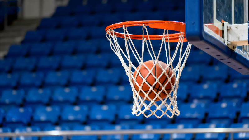 篮球入网瞬间赛场精彩瞬间图片