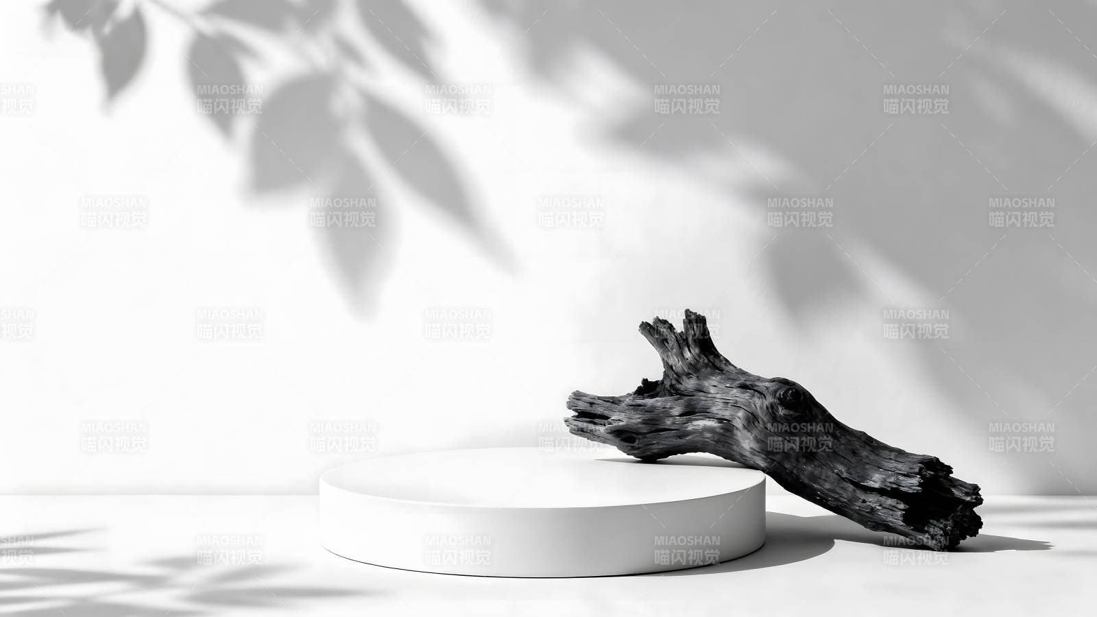 简约风格的产品展示场景图片