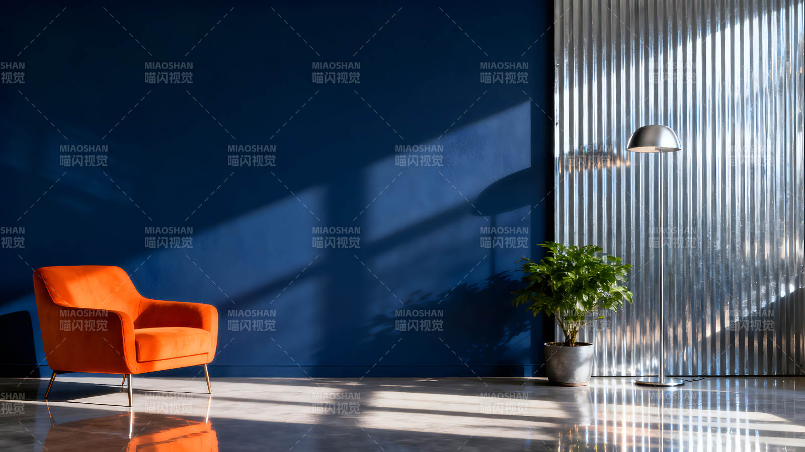 蓝墙橙椅搭配光影交错现代简约风格图片