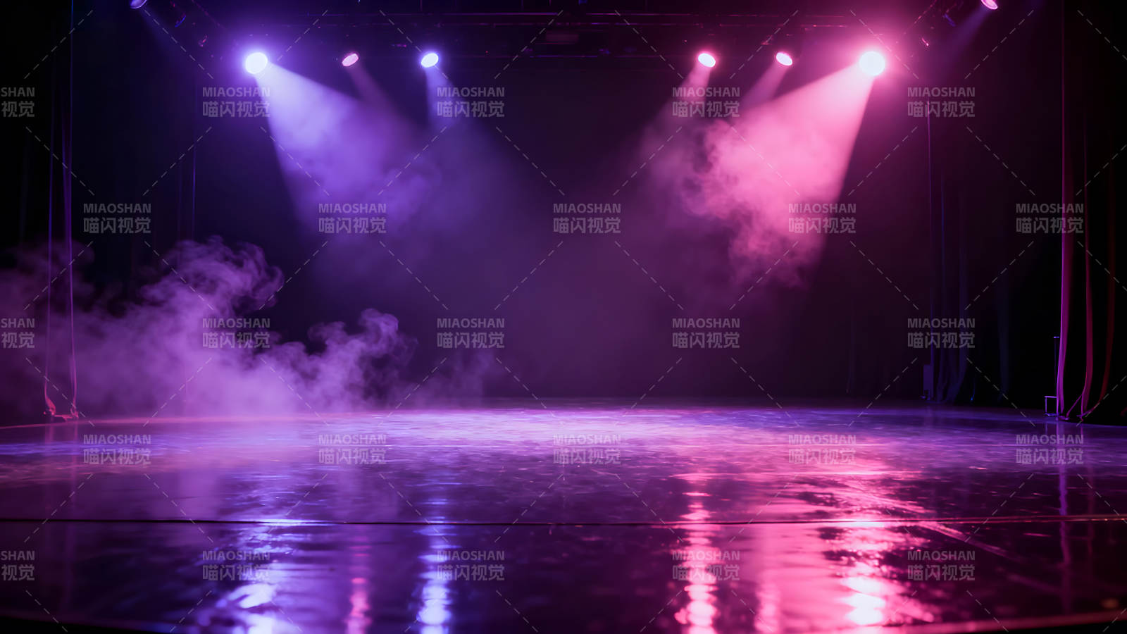 舞台灯光烟雾紫色氛围图片