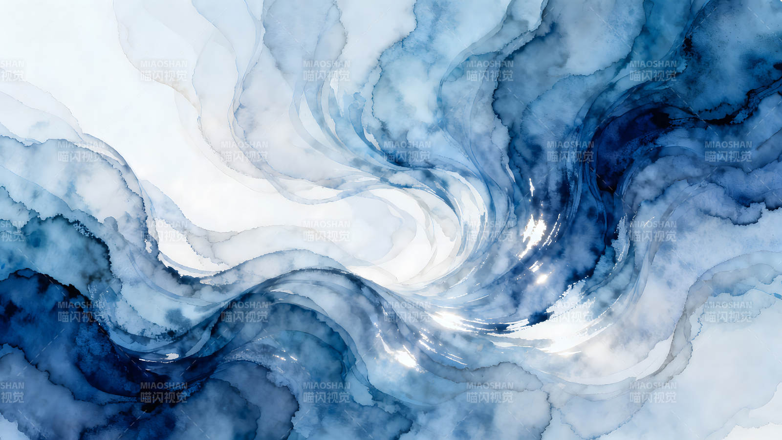 水彩蓝调抽象画作色彩晕染柔和图片