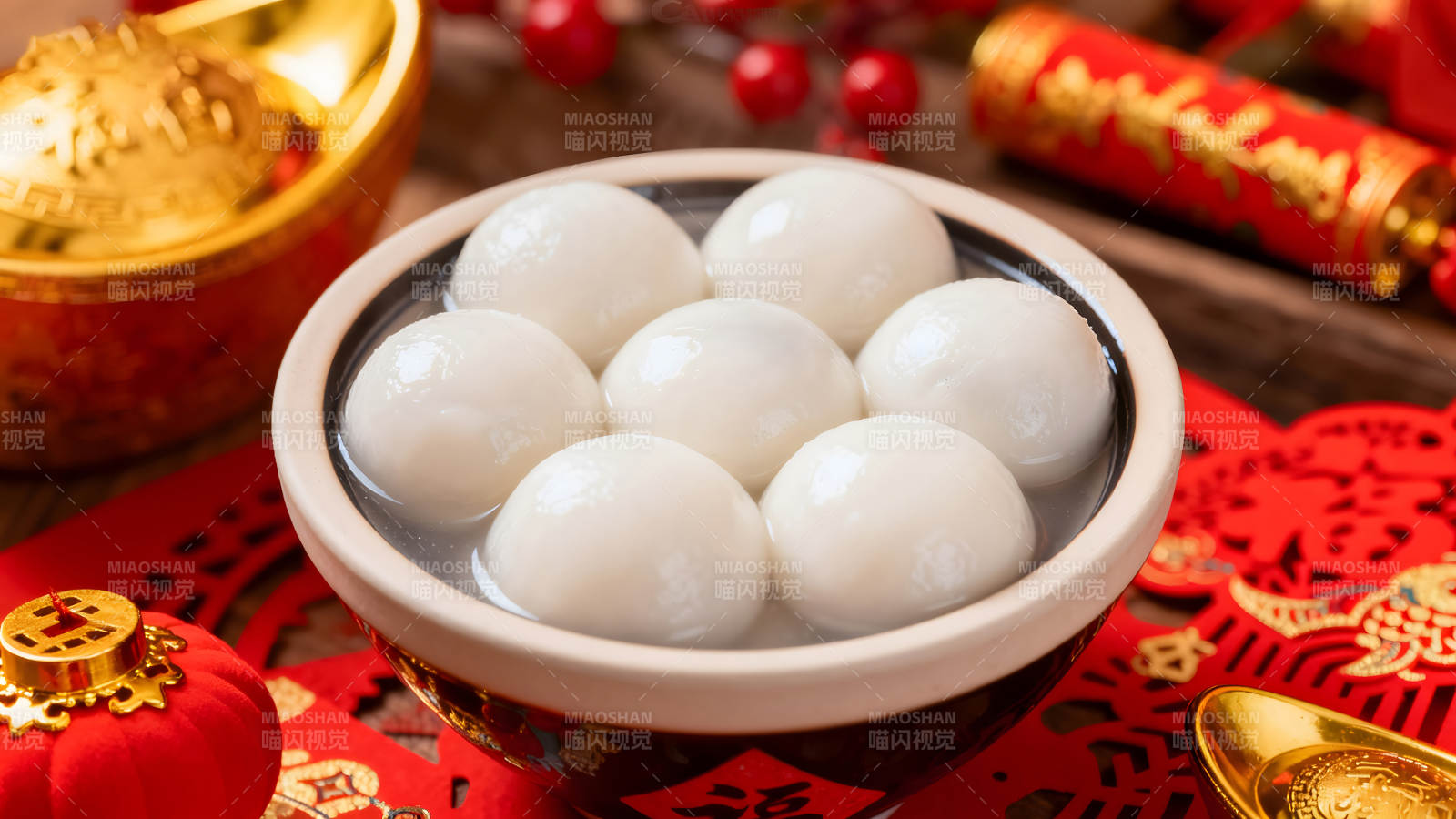 汤圆佳肴庆佳节阖家团圆乐图片