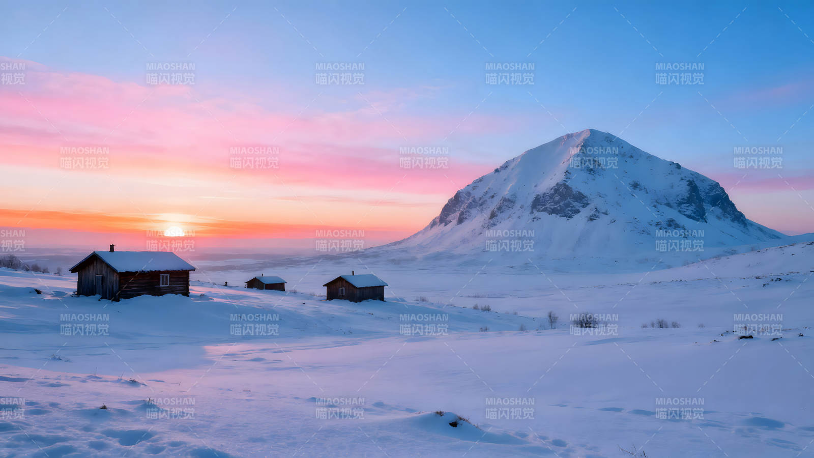 雪山小屋日出美景图片