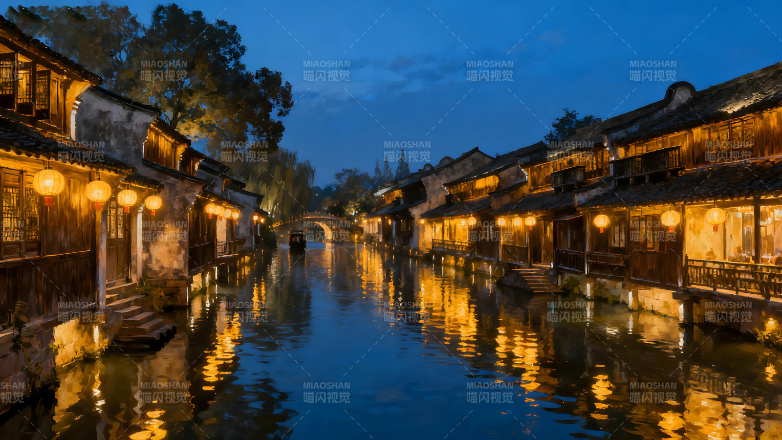 夜幕下的水乡古镇景色宜人图片