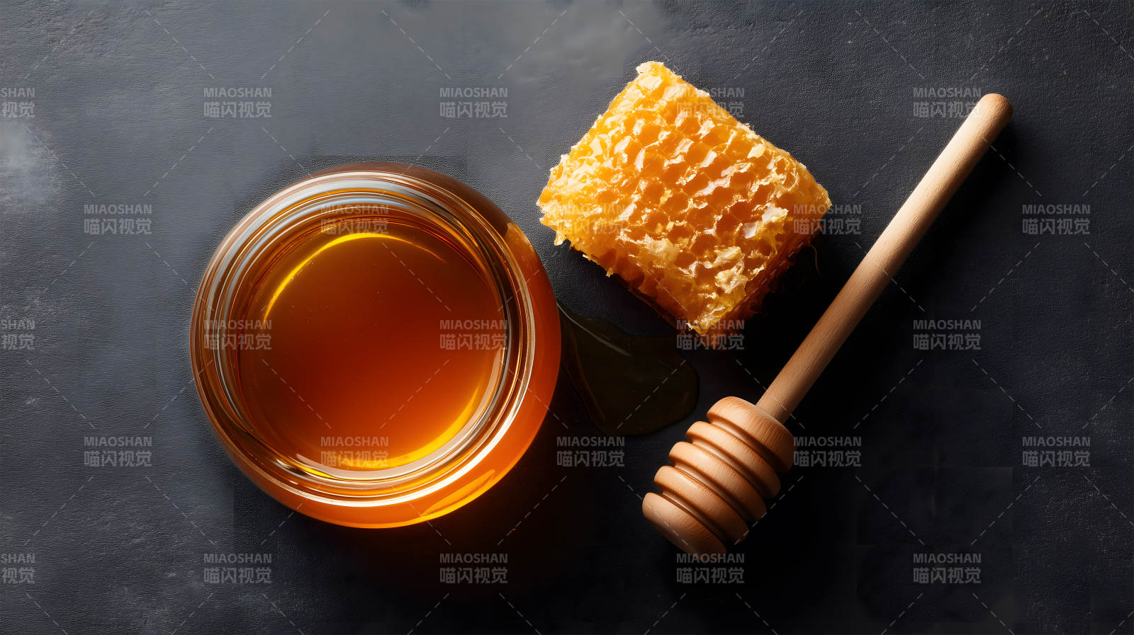 蜂蜜与蜂巢特写图片