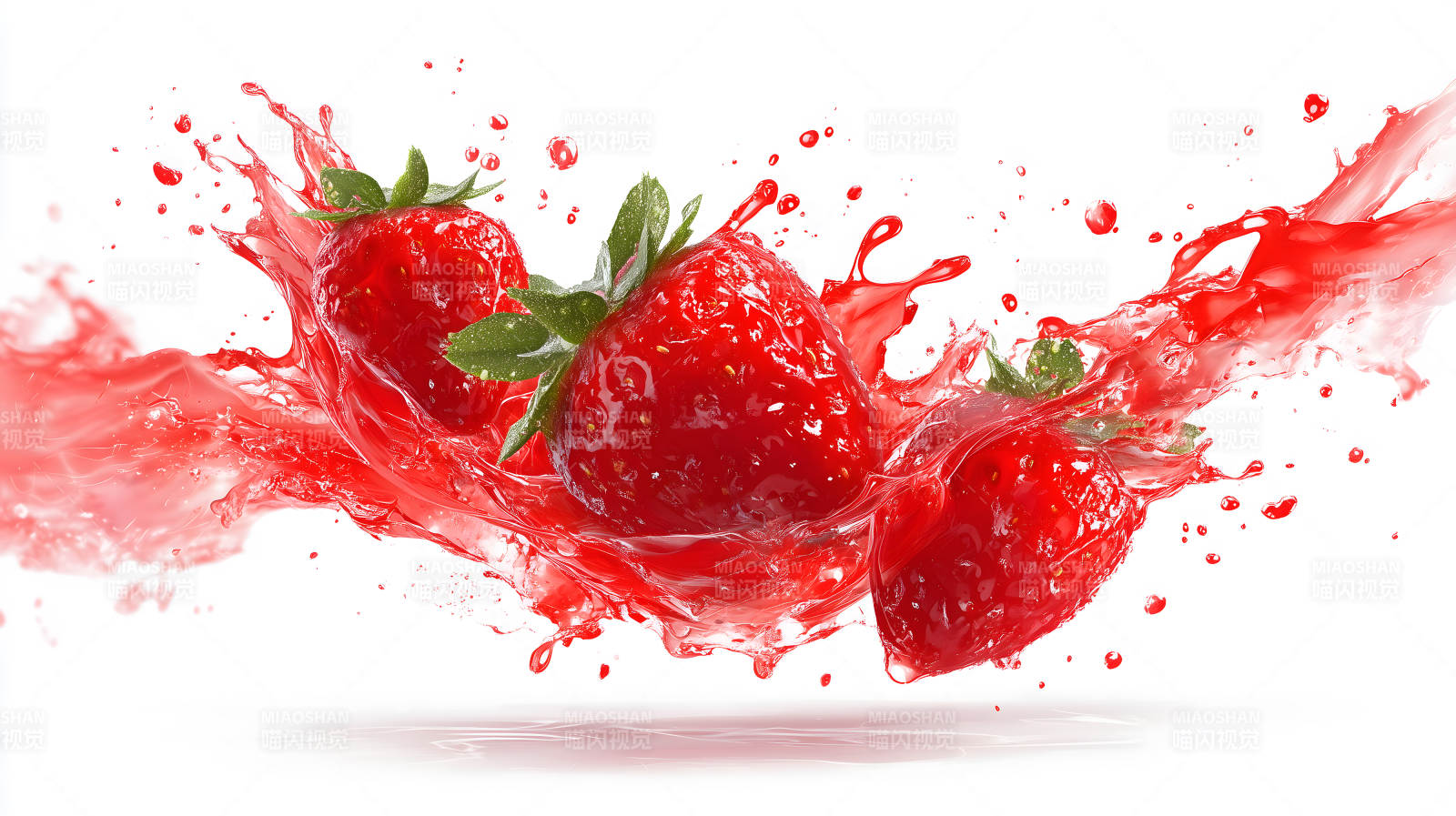 草莓飞溅果汁诱人图片