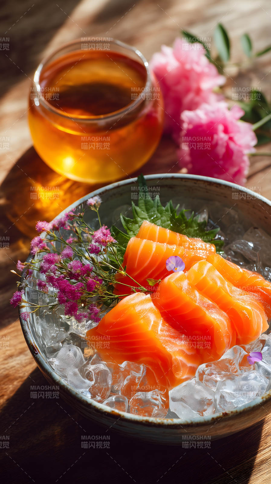 鲜美鲑鱼刺身图片