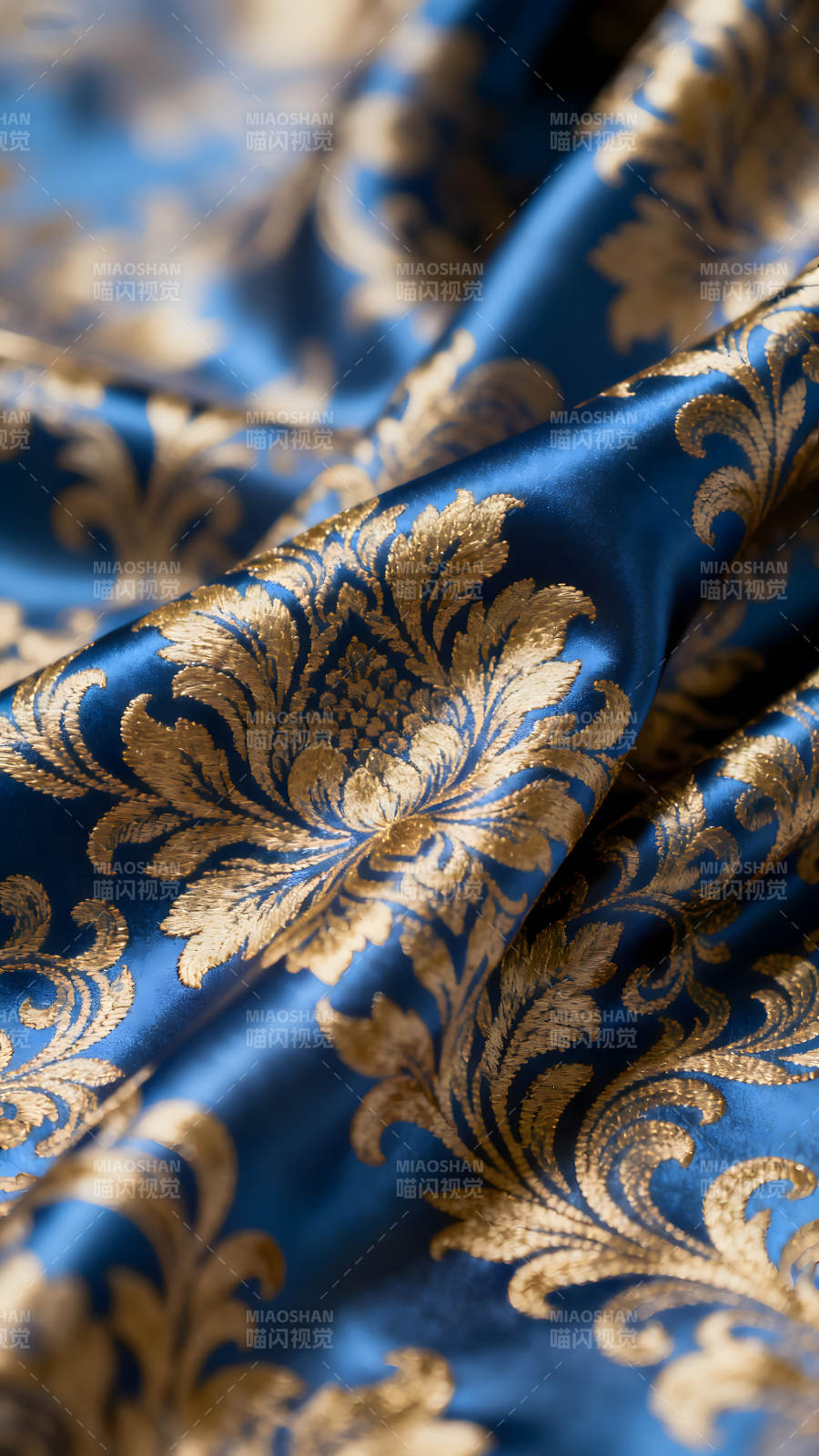 华丽蓝金丝绸图案图片