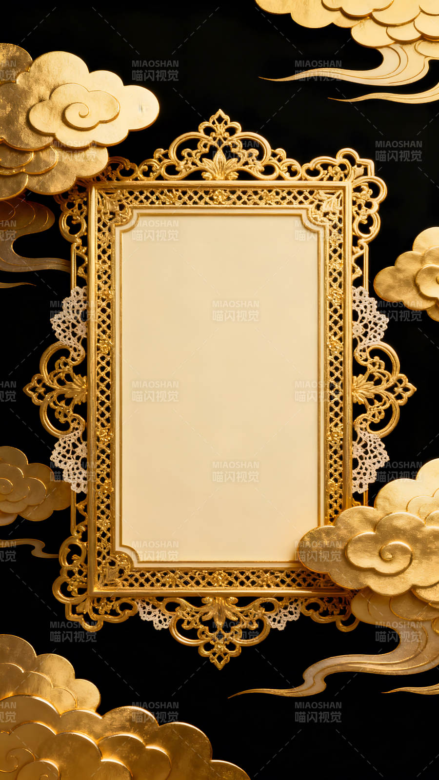 金色框架与云朵的艺术图片