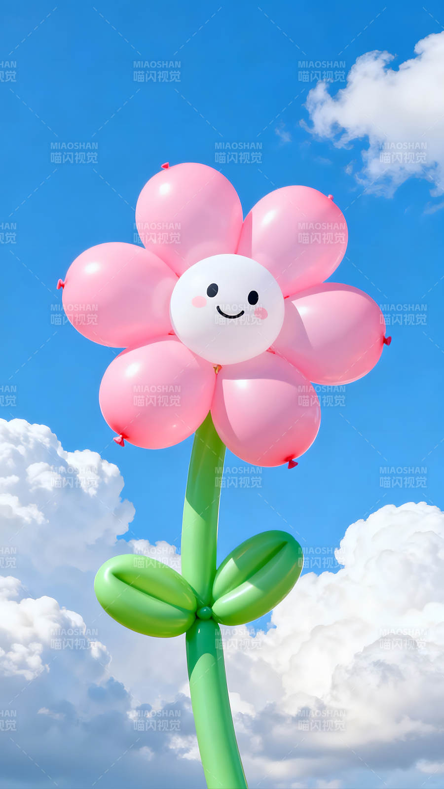 气球花朵在蓝天白云下图片