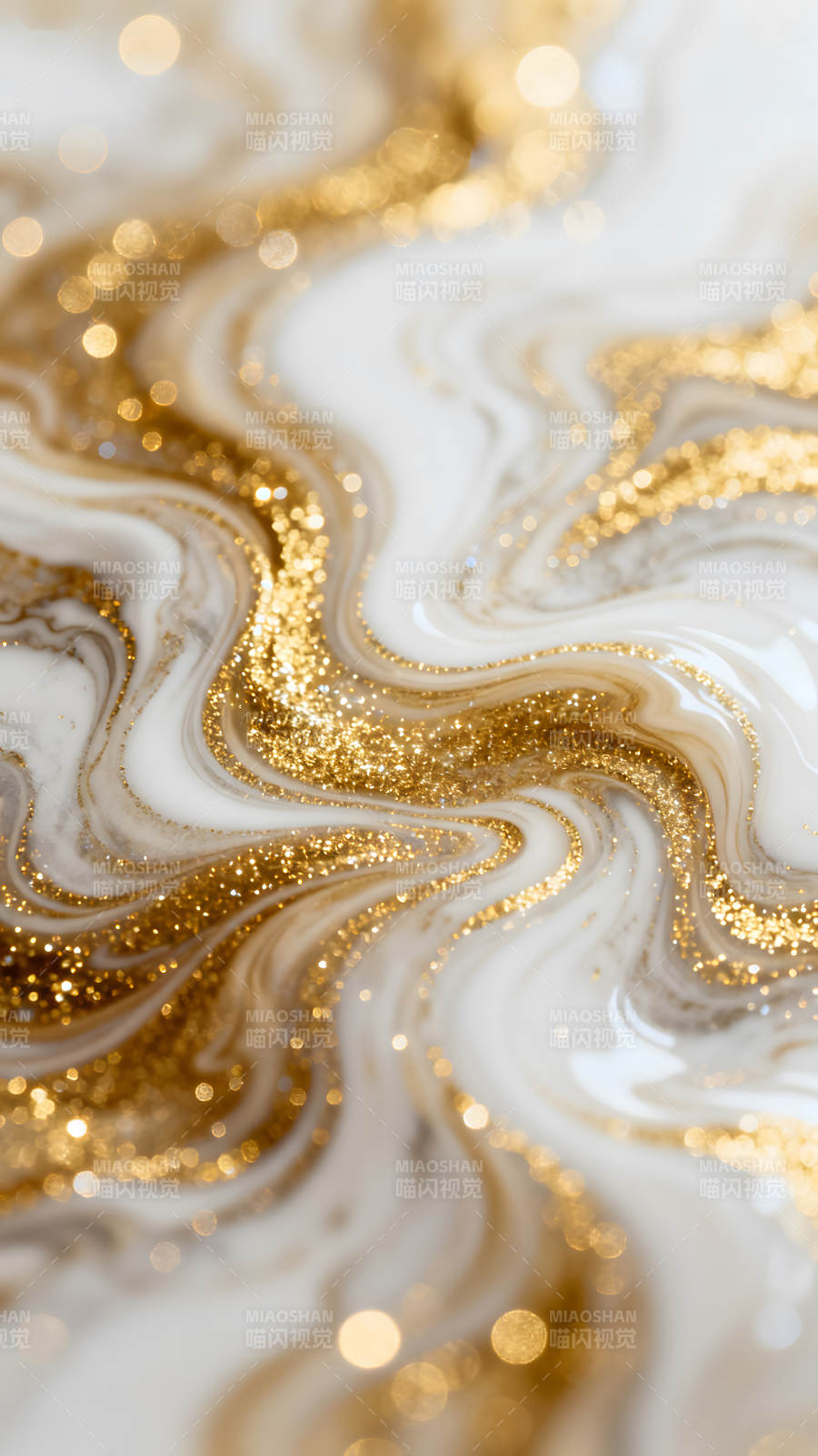 金色闪光与白色大理石纹理的抽象背景图片