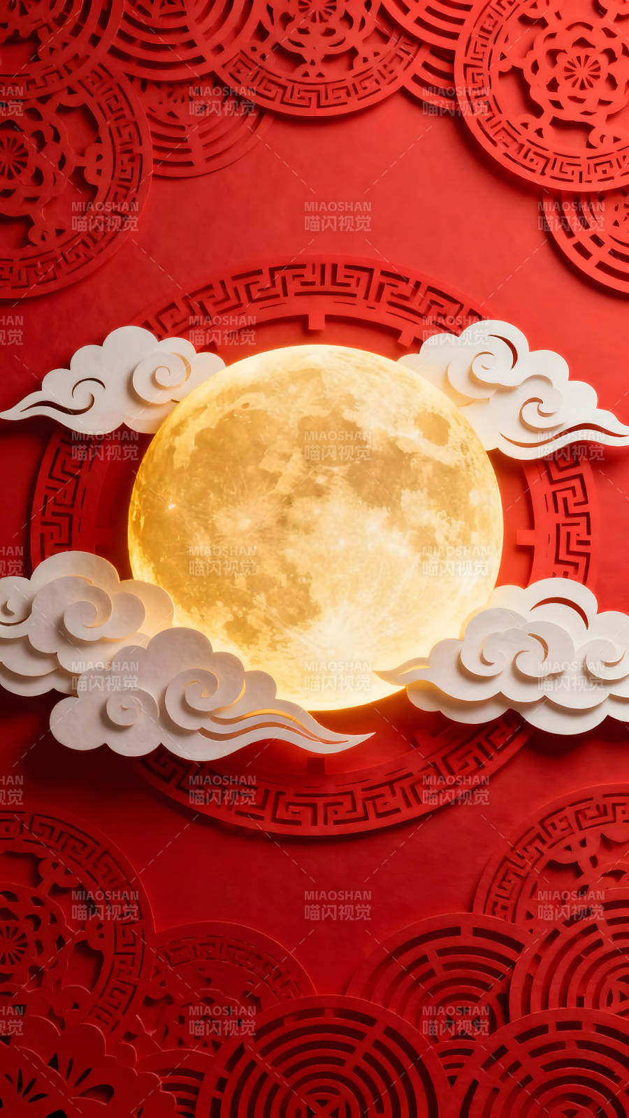 中秋佳节皓月当空云彩飘飘图片