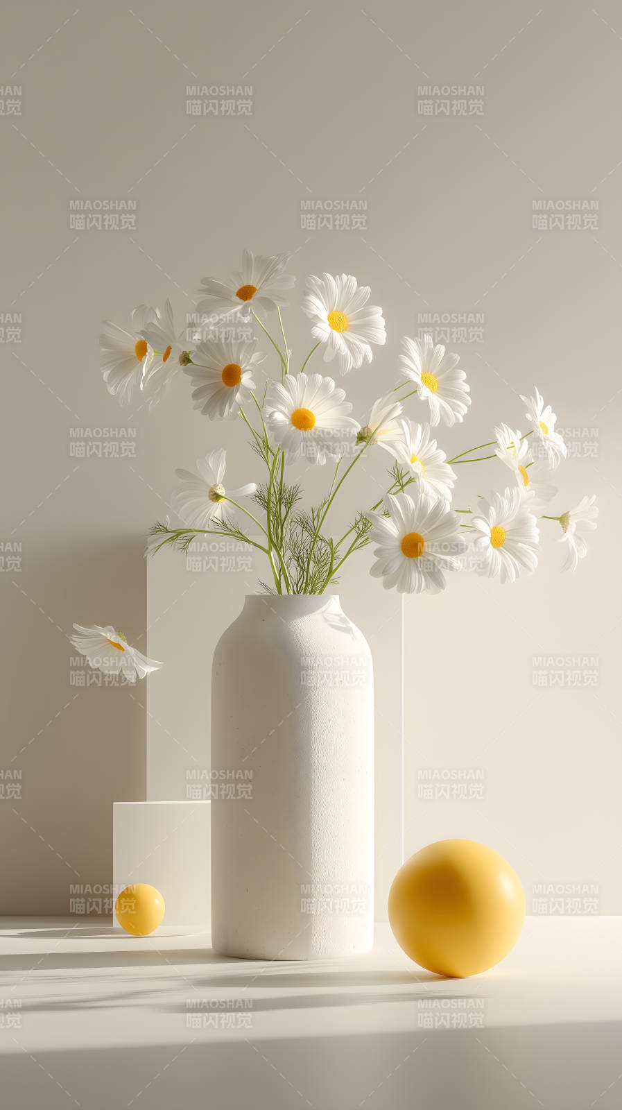 白色花束与黄色装饰的静物图片