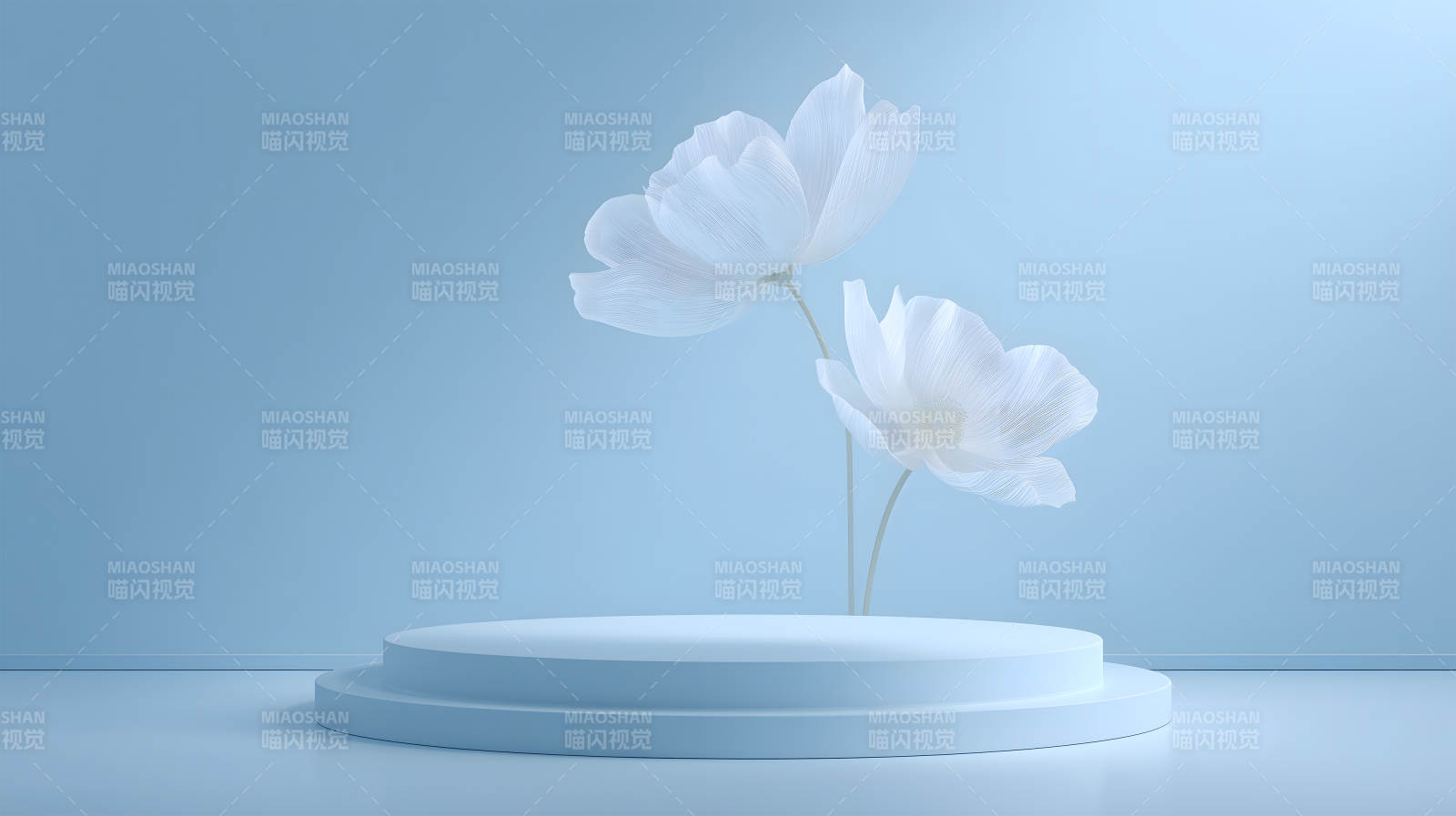 纯净蓝色背景下的花朵和展示台图片