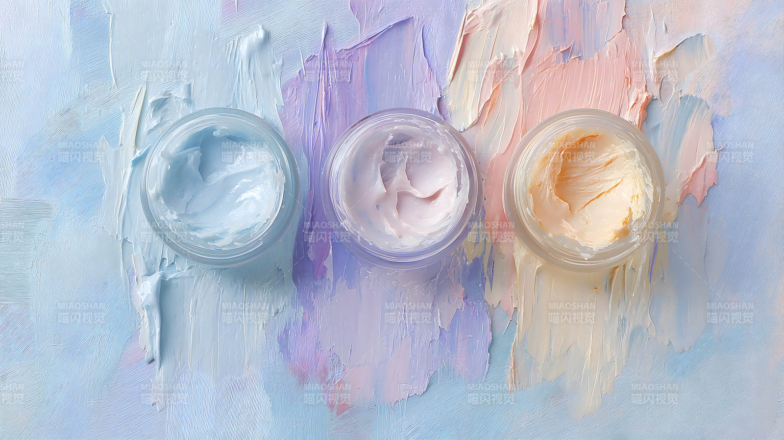 护肤霜与彩绘背景图片