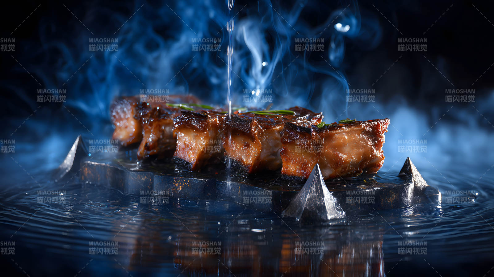 烹饪美食特写镜头里的烤肉图片