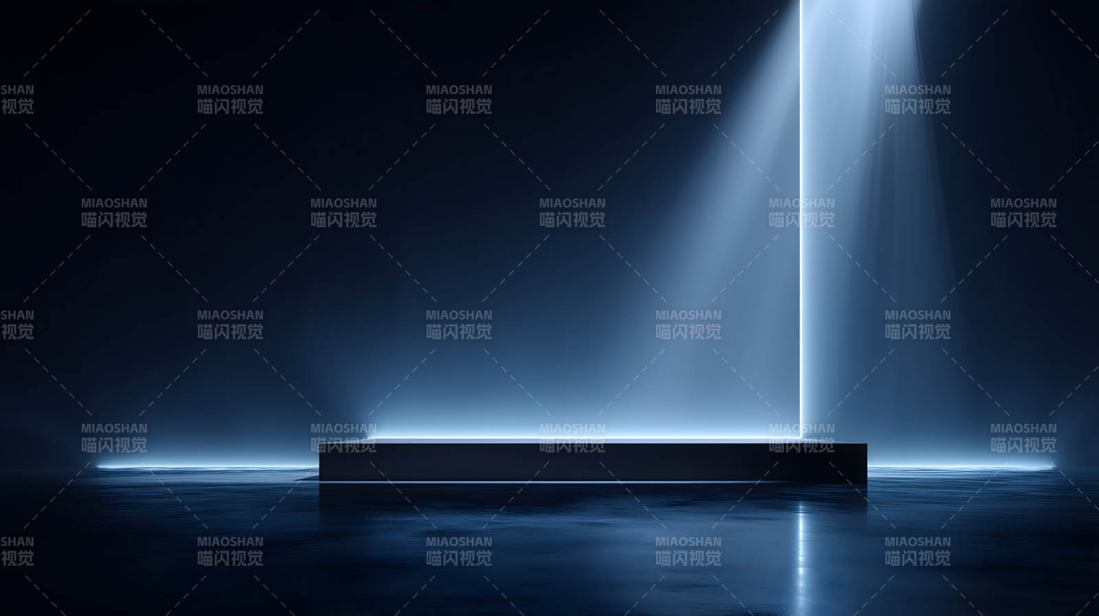 幽暗环境中的发光平台图片