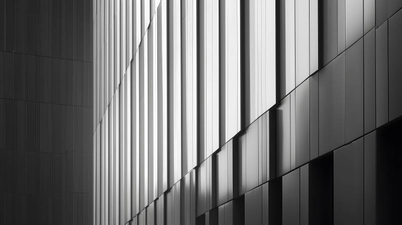 建筑立面黑白光影交织图片