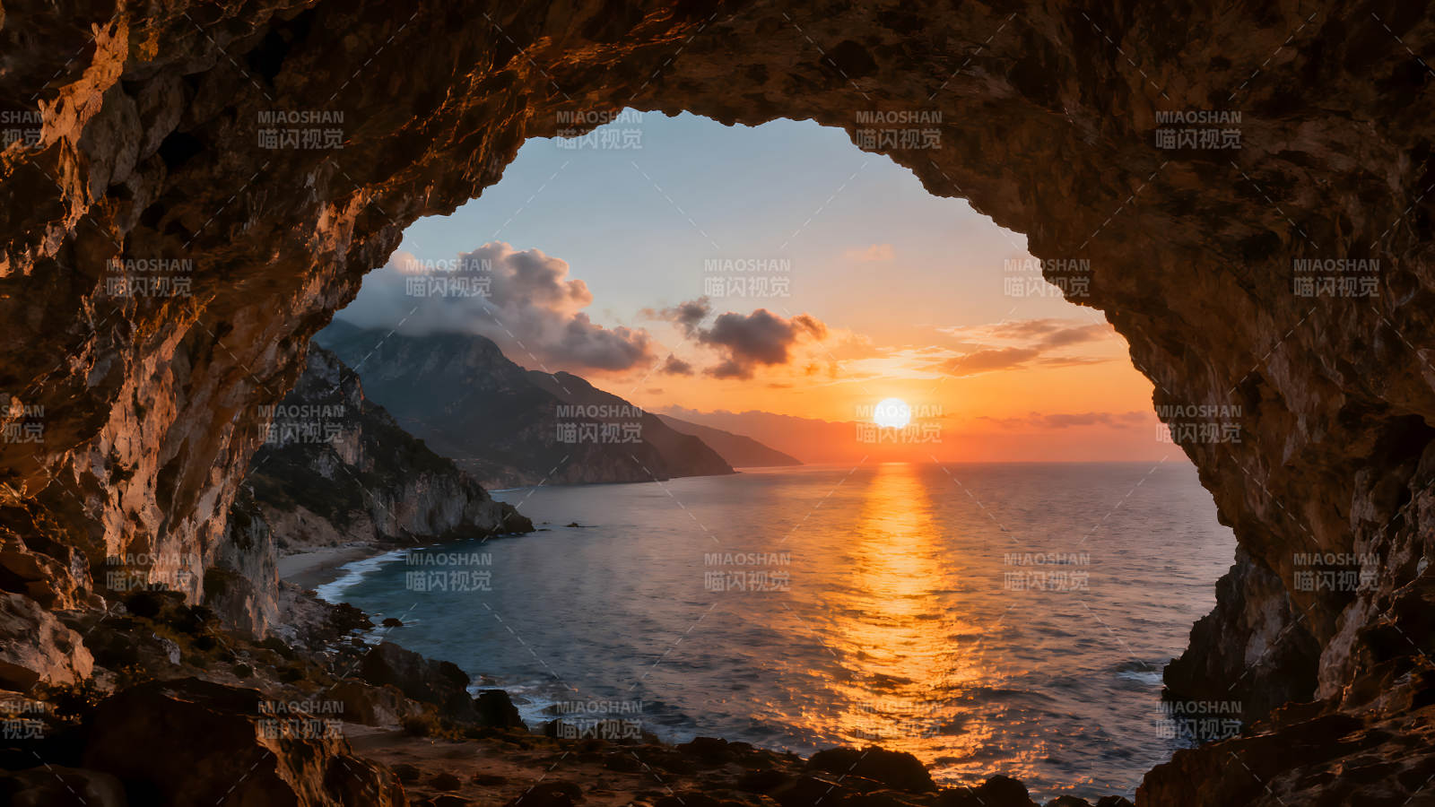 洞穴观海景落日美景图片