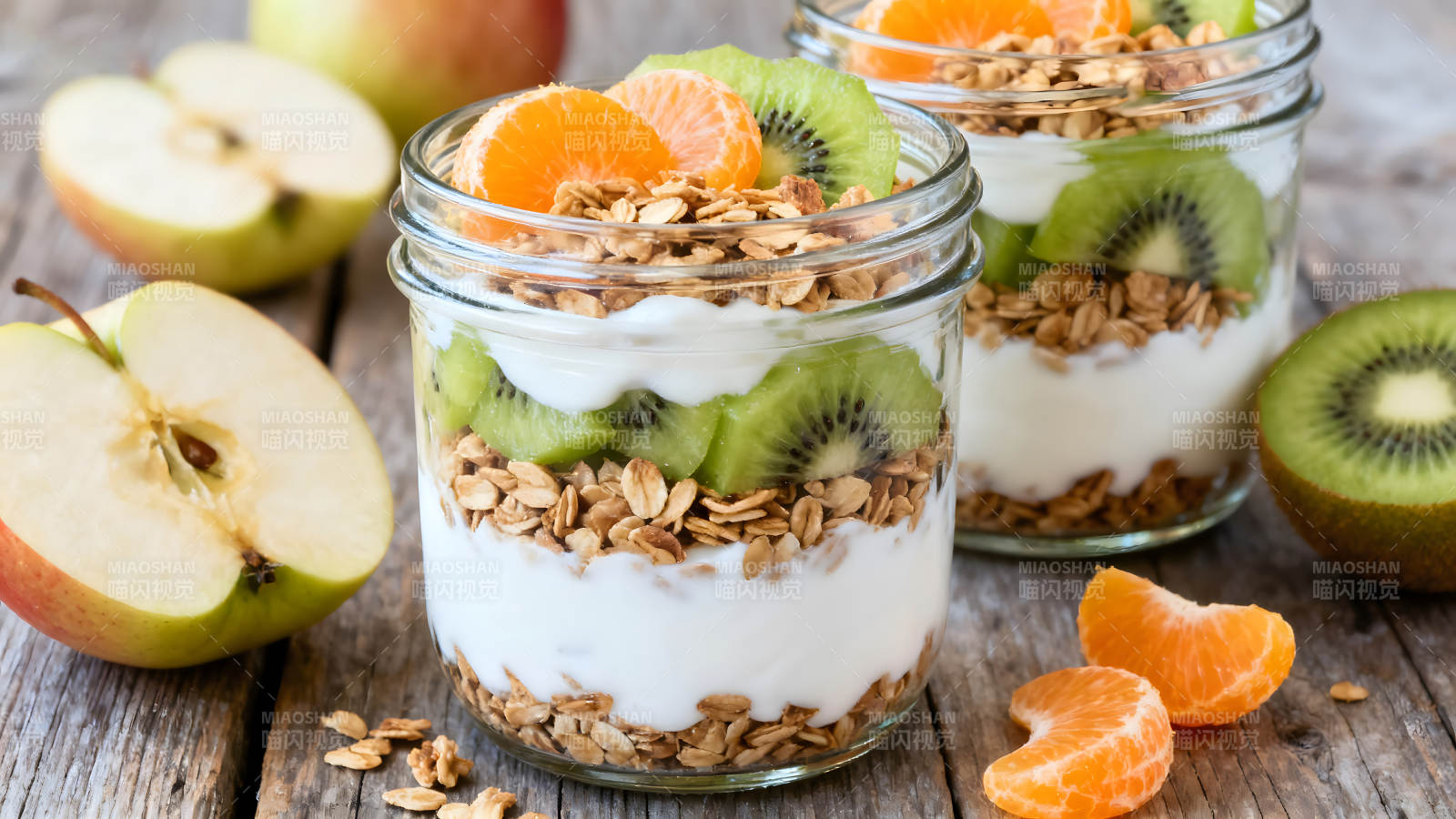 健康早餐水果燕麦杯图片