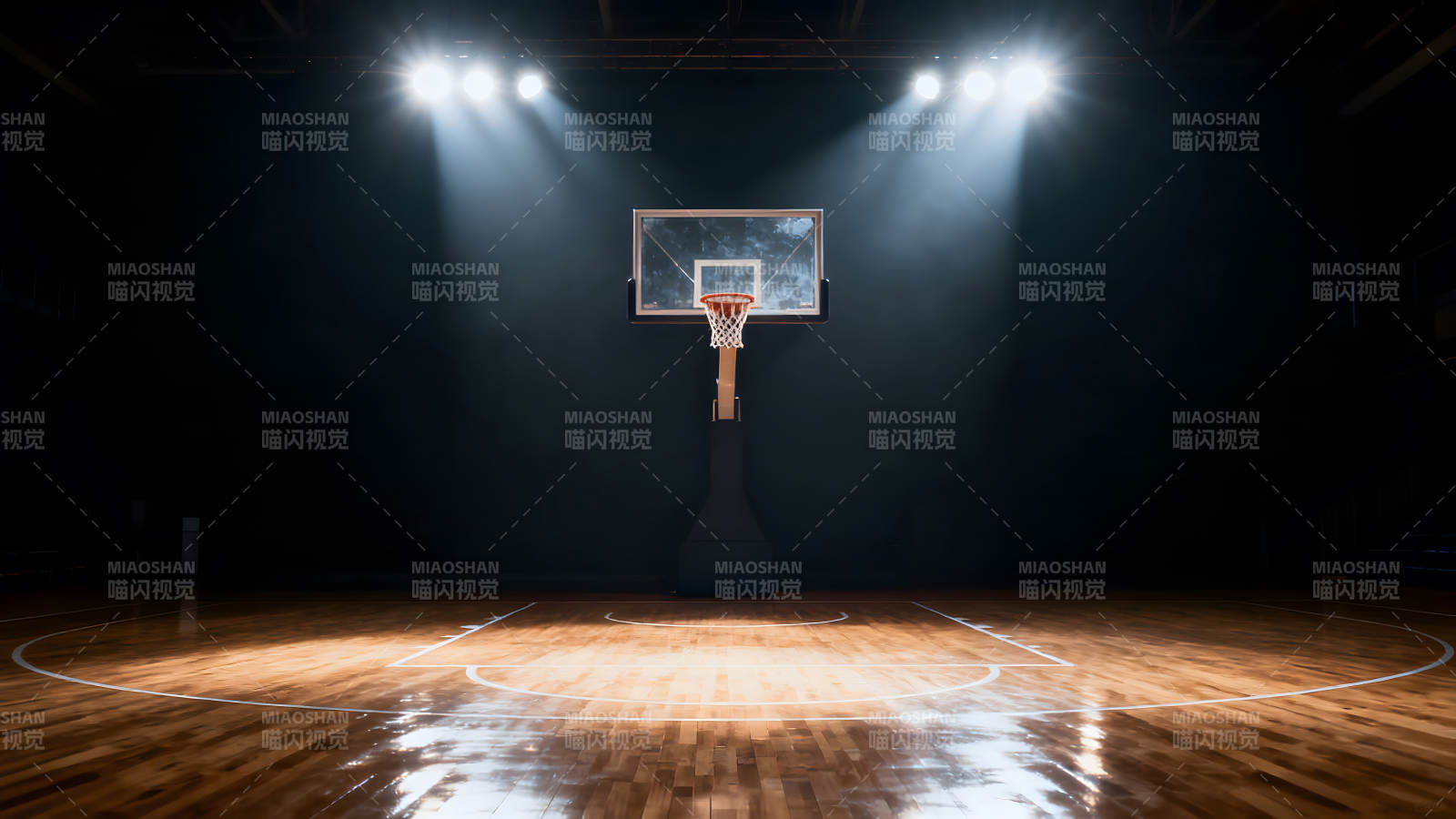 篮球场聚光灯下的篮筐图片