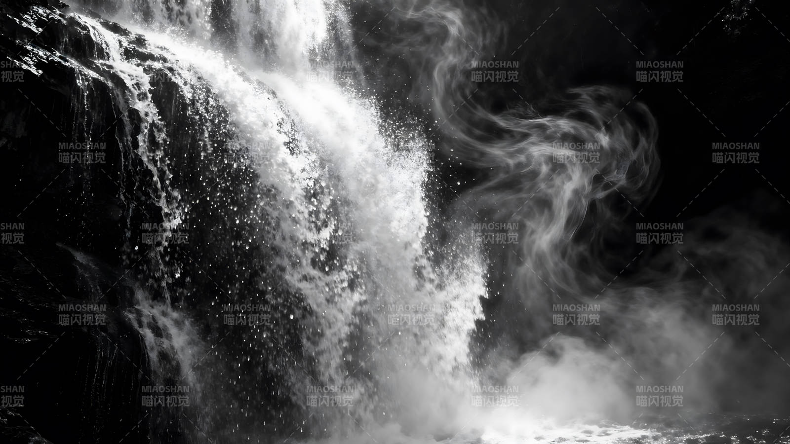 瀑布黑白影像水流冲击画面意境深远图片